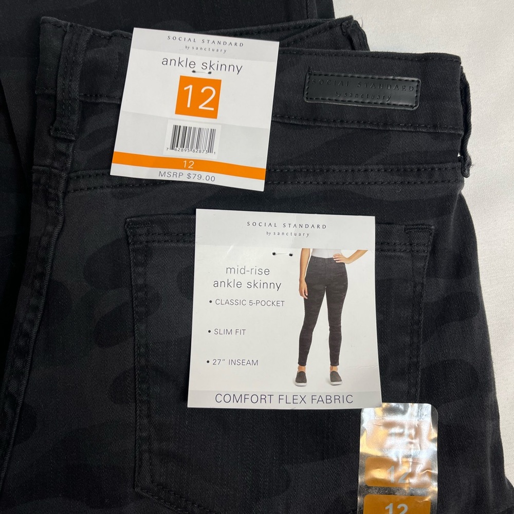 Social standard by sanctuary camouflage black/gray jean!! - Picture 1 of 4